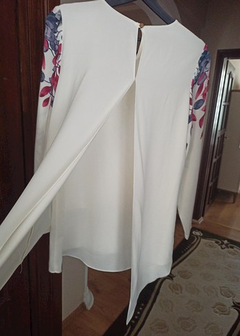 Çiçek Desenli Beyaz Bohem Uzun Kollu Bluz - Görsel 4