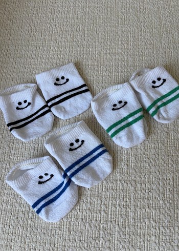 Beyaz Nakışlı Erkek bebek çorap - Görsel 2