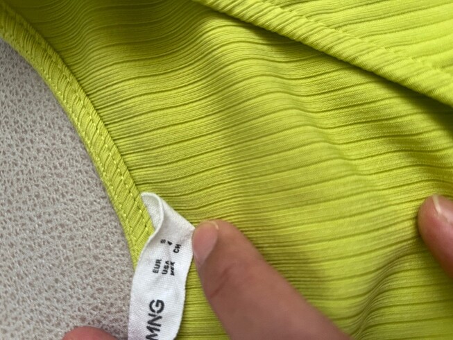 s Beden yeşil Renk Mango midi boy likralı elbise ????