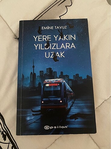 yere yakin yildizlara uzak