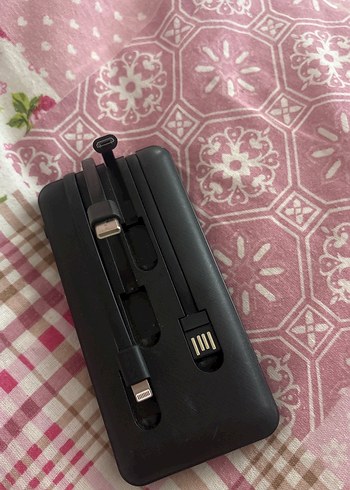 Çoklu Kablolu Siyah Power Bank