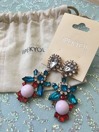 İpekyol küpe
