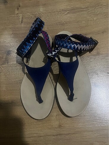 Saks Mavisi Sandalet