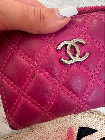  Beden Chanel cüzdan