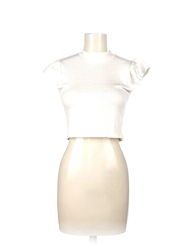 Trendyol & Milla T-shirt %70 İndirimli.