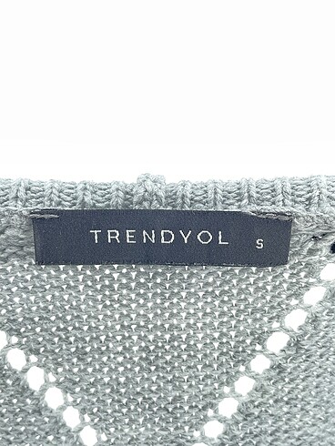 s Beden gri Renk Trendyol & Milla Hırka %70 İndirimli.