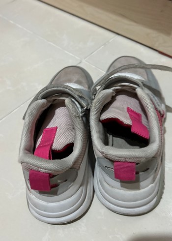 Kız Çocuk Gri Spor Ayakkabı - Görsel 5