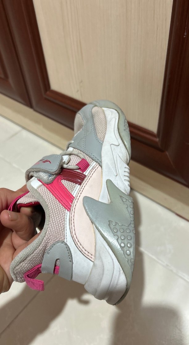 Kız Çocuk Gri Spor Ayakkabı - Görsel 2