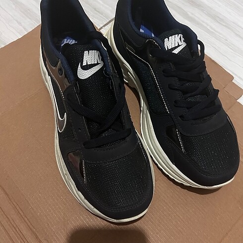 Diğer Bayan spor ayakkabısı