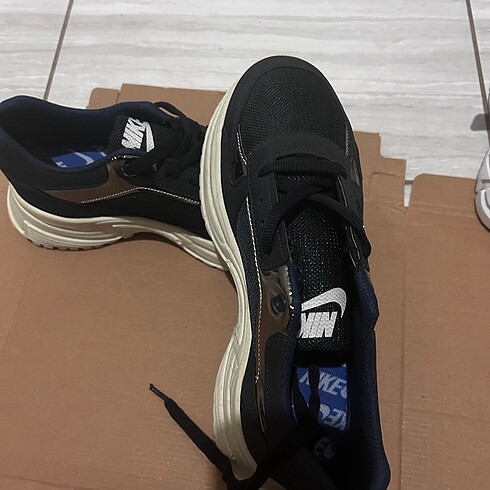 Bayan spor ayakkabısı - Görsel 6