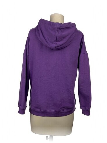 m Beden PreLoved Sweatshirt %70 İndirimli.