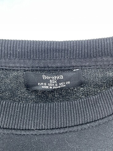 s Beden siyah Renk Bershka Sweatshirt %70 İndirimli.