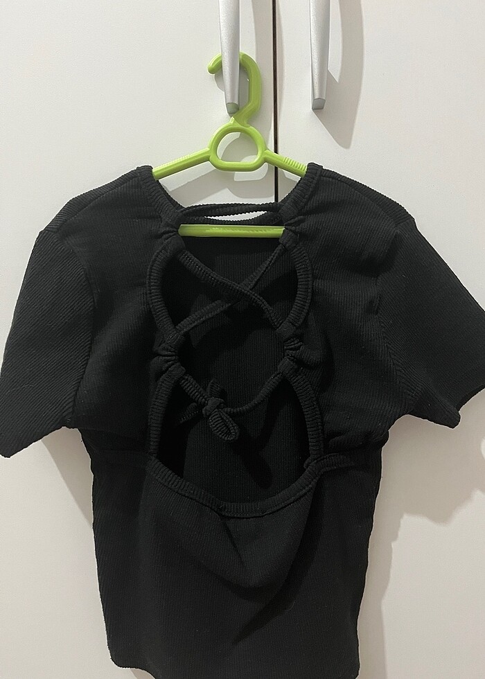 Milla arkası dekolteli crop - Görsel 2