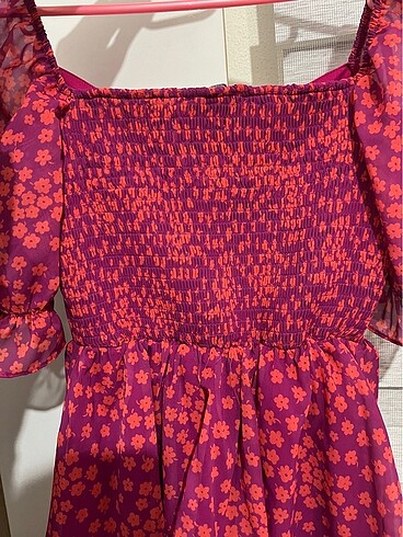 Çiçekli pembe elbise - Görsel 6