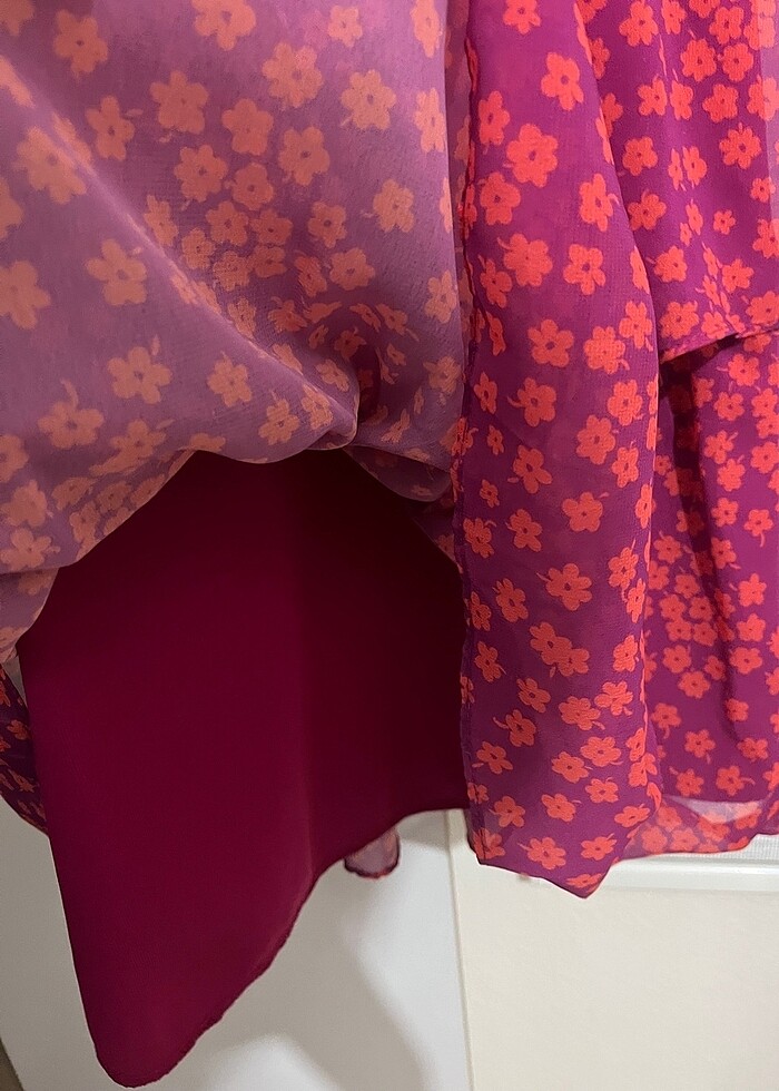 Çiçekli pembe elbise - Görsel 5