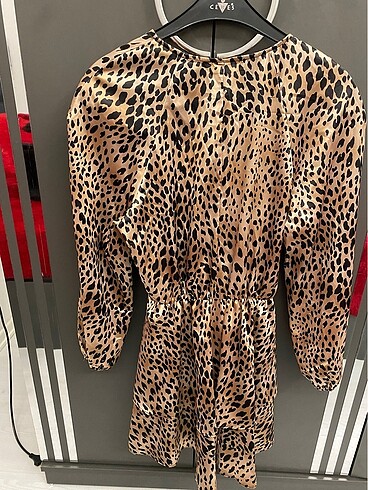 m Beden kahverengi Renk Leopar desen elbise