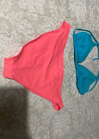 38 Beden Pembe Alt ve Mavi Üst İpli Bikini Takımı