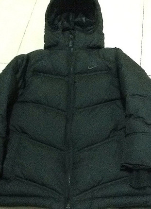 l Beden siyah Renk Nike çoçuk mont 6-8 yaş