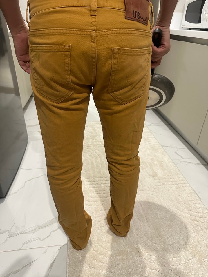 Düğmeli Kahverengi Süet Erkek Pantolon - Görsel 2