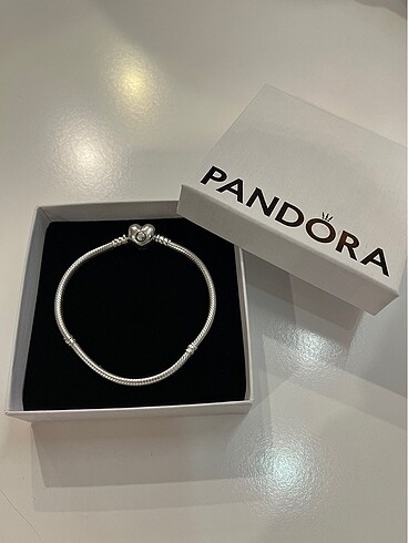 Pandora bileklik