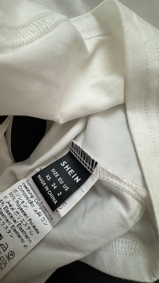 Beyaz Çiçekli Straplez Bluz - Görsel 2