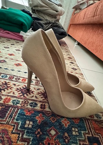 Bej Süet Stiletto Topuklu Kadın Ayakkabı - Görsel 2