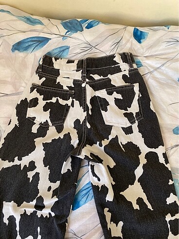 26 Beden siyah Renk Zebra pantolon