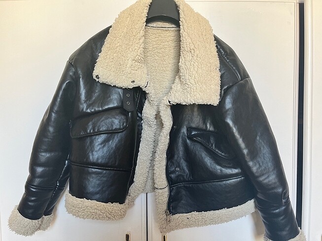 Stradivarius mont