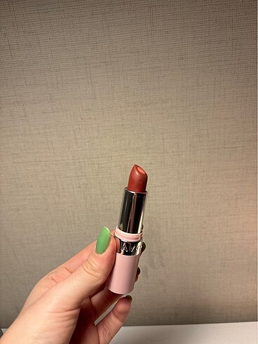 Avon ruj