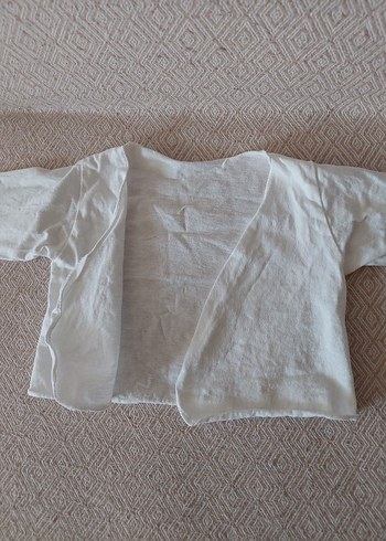 yenidogan beyaz Bebek Önlüğü ve sapkasi - Görsel 8