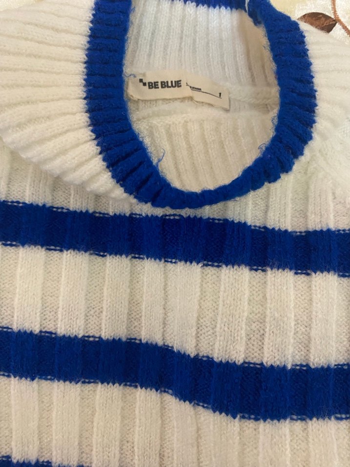 Be blue Mavi Çizgili Boğazlı Kadın Triko Kazak - Görsel 2