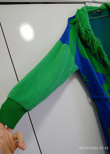 TASARIM ÜRÜNU Uzun  Kadın Kap - Görsel 5