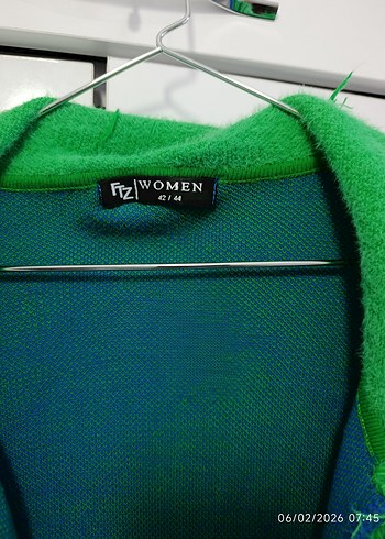 TASARIM ÜRÜNU Uzun  Kadın Kap - Görsel 3