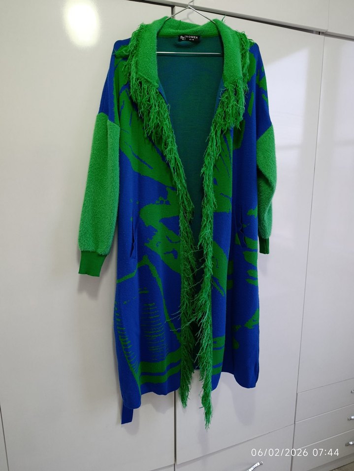 TASARIM ÜRÜNU Uzun  Kadın Kap - Görsel 2