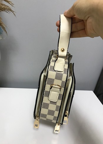 Beyaz Kareli Modern Klasik Kadın Çanta - Görsel 3