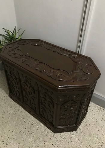 Kahverengi Oyma Detaylı Çeyiz sandığı - Görsel 2