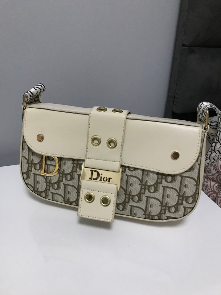 Dior Beyaz Deri Kemerli Yılan Desenli Çanta - Görsel 2