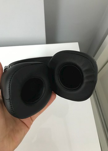 Siyah Kulaklık - Görsel 2