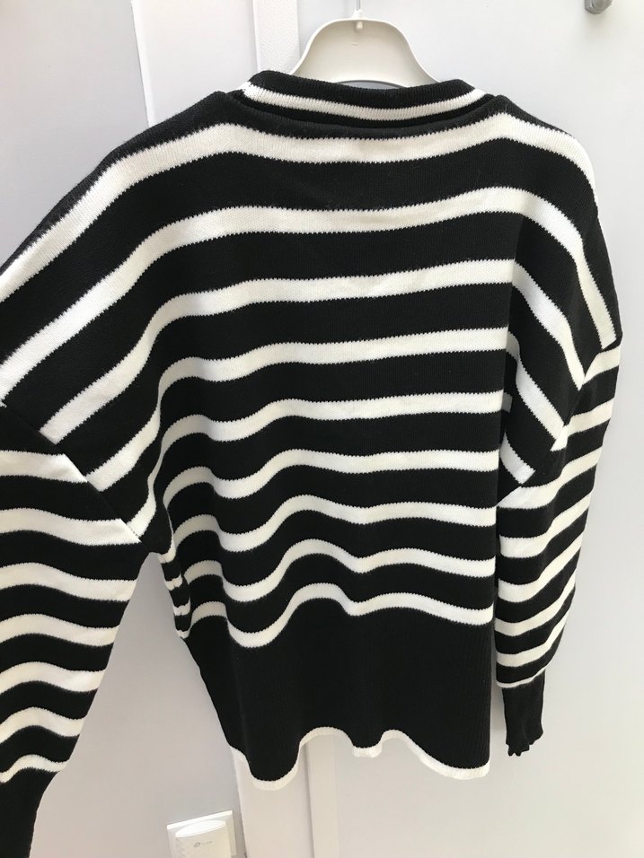 Kadın Siyah Beyaz Çizgili Triko Kazak - Görsel 4