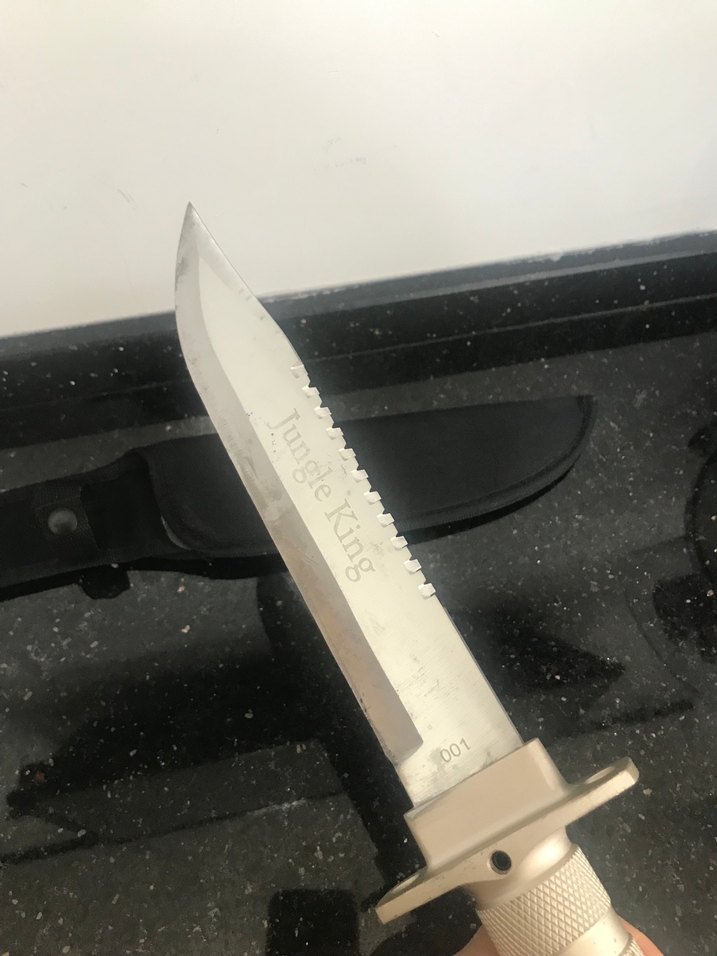 Beyaz Saplı Gri Bıçak ve Kılıf - Görsel 3