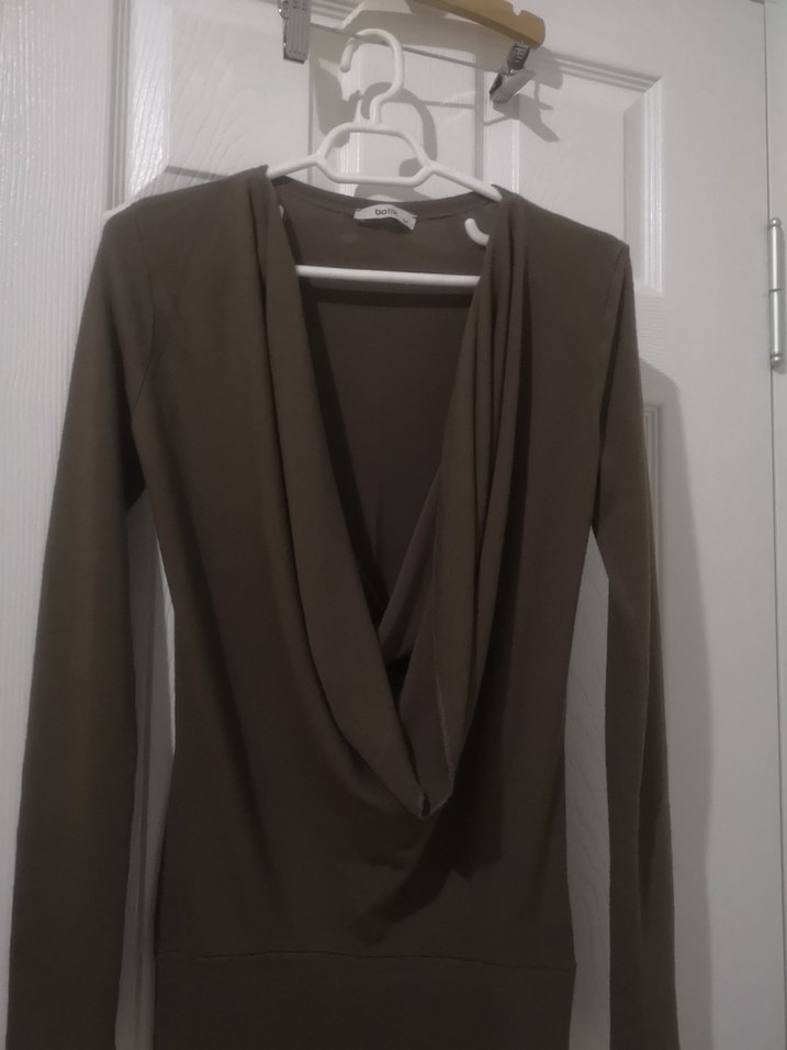 Bej Uzun Kollu V Yaka Mini Elbise - Görsel 2