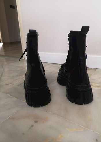Tokalı Siyah Blok Topuklu Goth Bot - Görsel 4