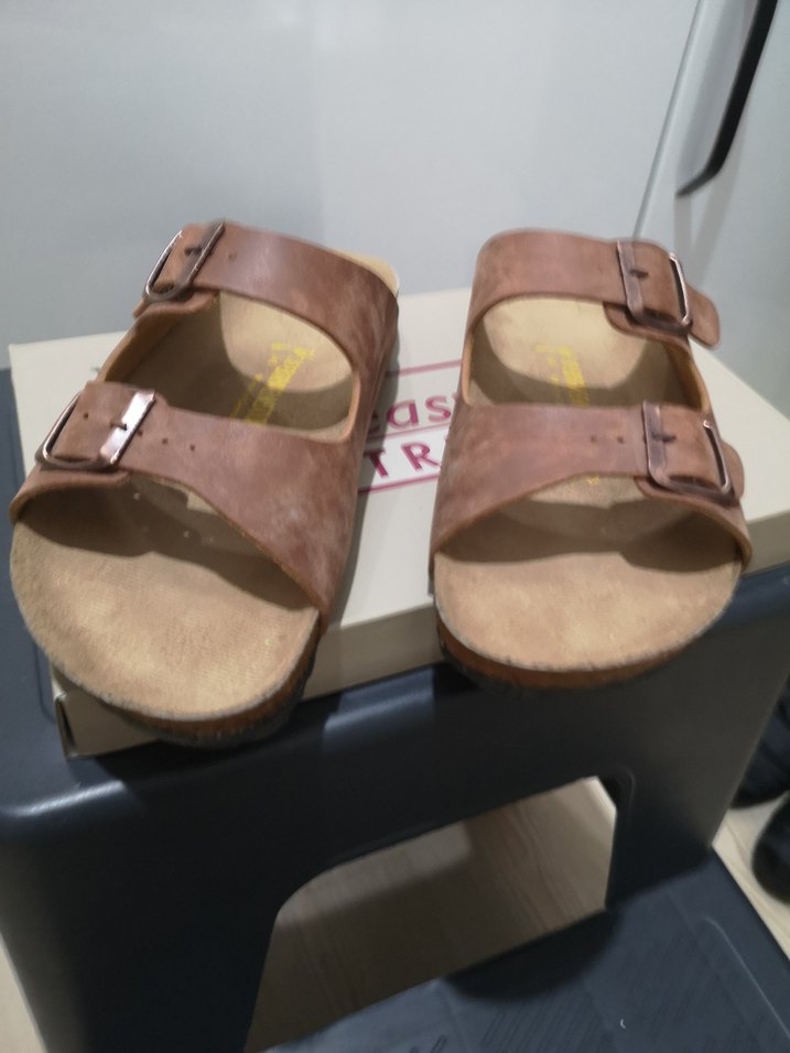 Kahverengi Süet Kadın Terlik - Görsel 2