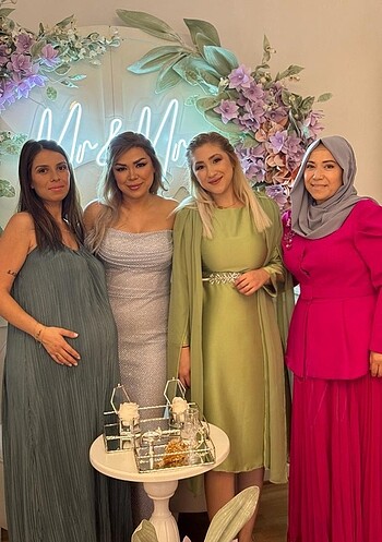 Trendyol milla yeşil abiye
