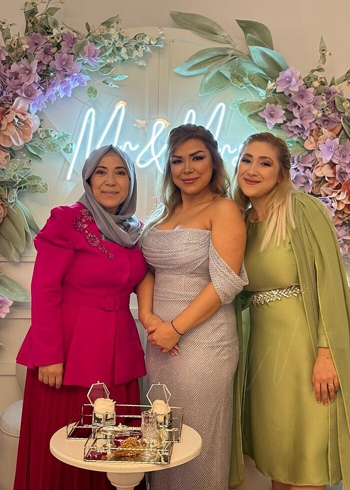 Trendyol milla yeşil abiye - Görsel 3