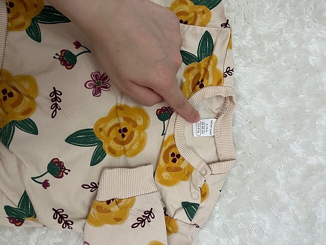 LC Waikiki Kız bebek sweat