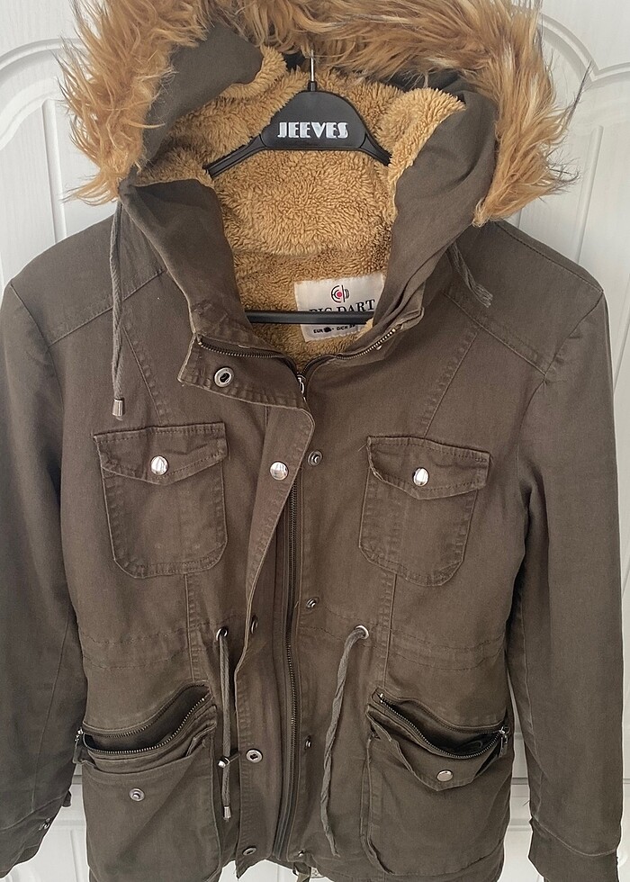 Kışlık kapüşonlu trençkot - Görsel 2