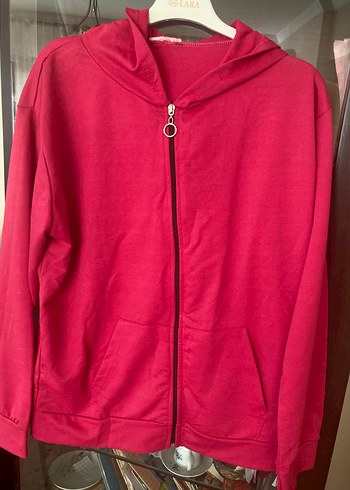Kapşonlu Sweatshirt
