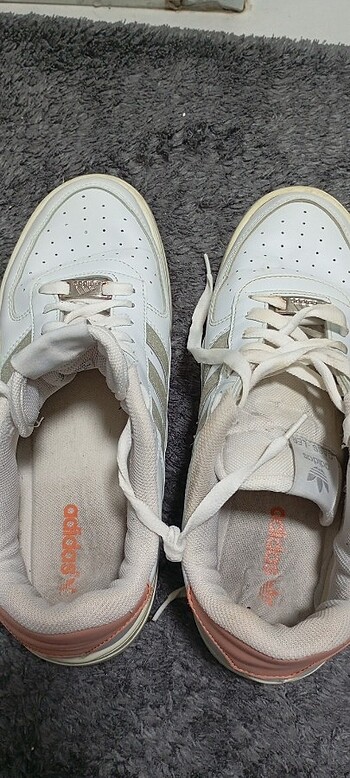 Adidas spor ayakkabı