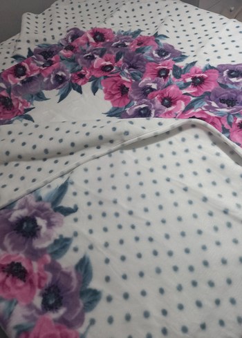 Mor Renkli Baskılı battaniye - Görsel 3